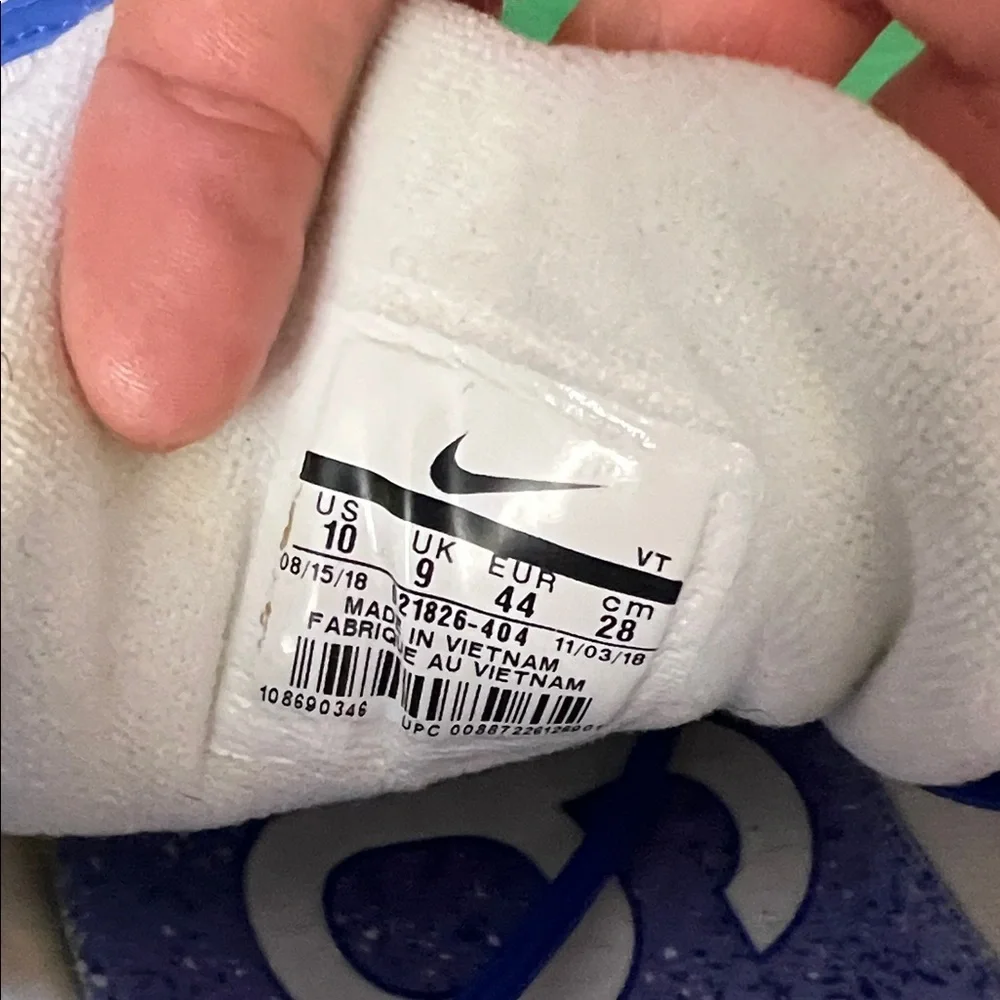 NIKE Men's White and Blue Athletic Sneakers $75